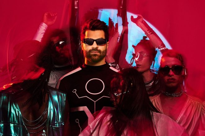 Alok Space Rave: a nova coleção de óculos futurista da Chilli Beans