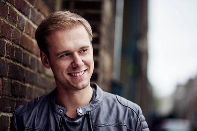 Assista Armin Van Buuren ao vivo no Mixmag Lab NYC