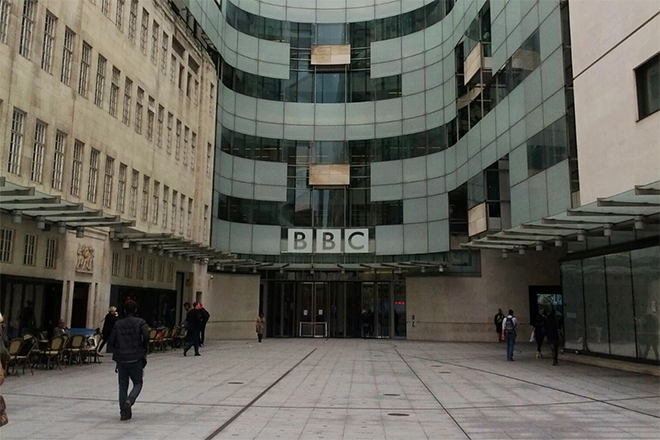 BBC enfrenta reação após anunciar novas estações de rádio do tipo "spin-off"
