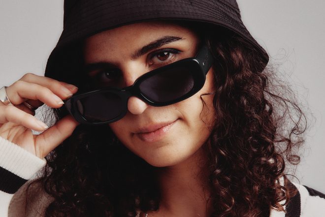 DJ & producer Carlita assina com a Ninja Tune e lança novo single 'Time'. Ouça agora!
