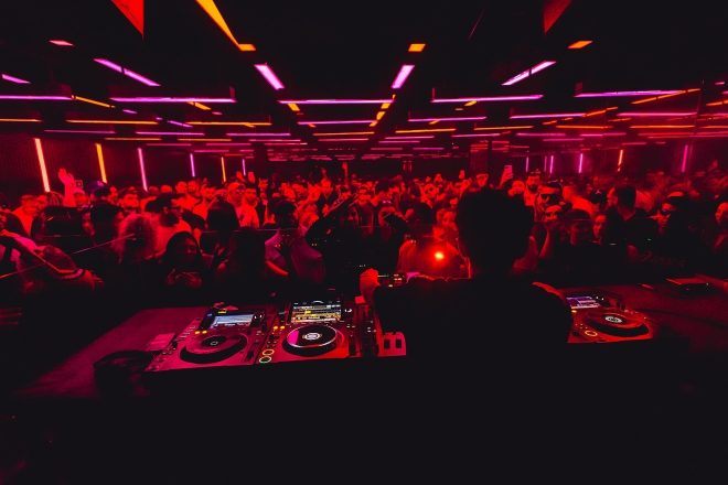 D-EDGE celebra 26 anos com eventos em São Paulo e Rio reunindo nomes nacionais e internacionais
