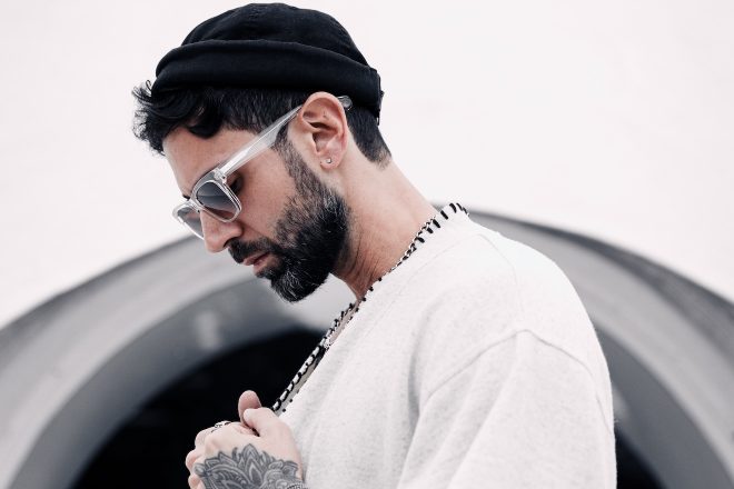 Eddie Bitar desbloqueia cinco dimensões de energia dark e hipnótica em novo álbum conceitual revolucionário