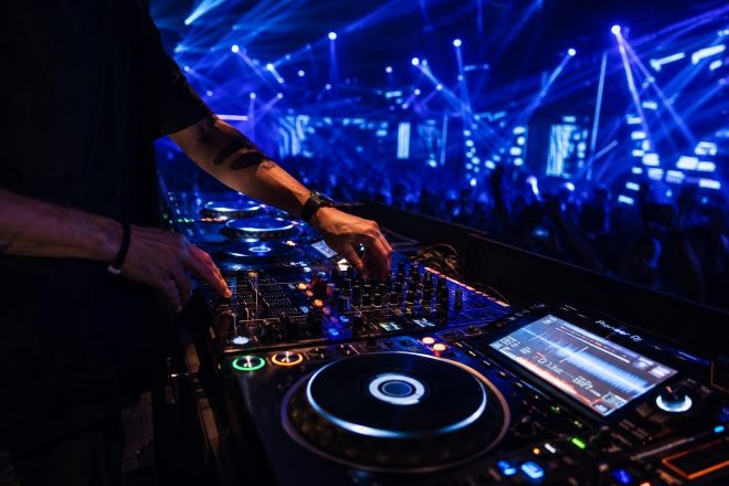 Música eletrônica faz história e conquista reconhecimento cultural no Paraná