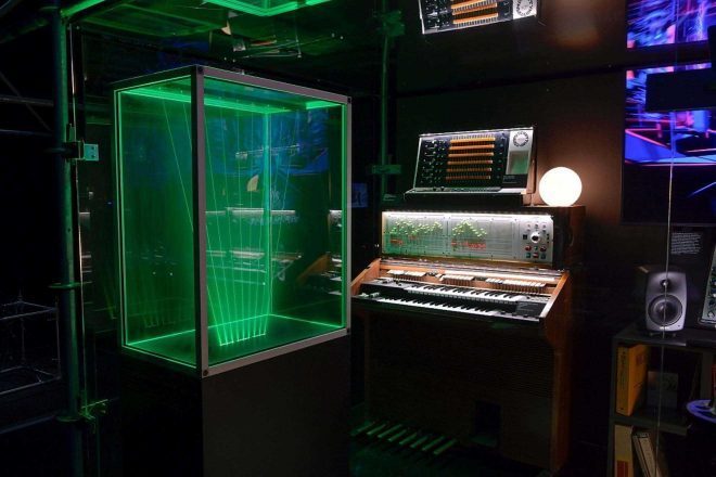 Nova exposição de música eletrônica é Inaugurada em Düsseldorf, Alemanha