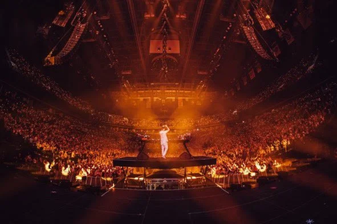 Do streaming ao cinema, Kygo eterniza sua trajetória com registro histórico gravado no lendário Hollywood Bowl