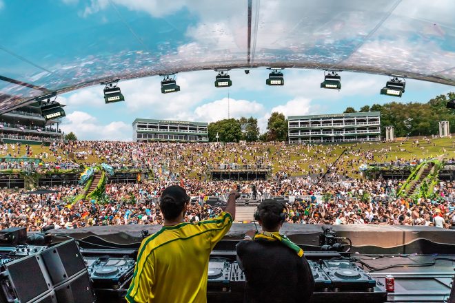 Maz e Antdot: primeiros brasileiros a abrirem o MainStage do Tomorrowland Bélgica