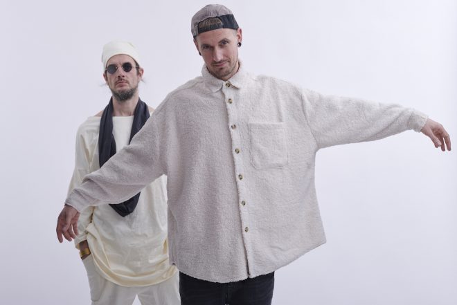 Monkey Safari transforma deserto em pista com 'Oasis', terceiro lançamento pelo selo The Moment, do WhoMadeWho