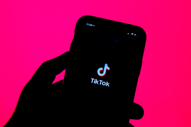 O TikTok está testando uma nova ferramenta de inteligência artificial para criar música