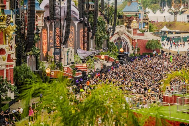 Bybit registra crescimento na adoção do cartão após parceria com Tomorrowland Brasil