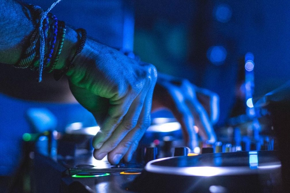 17 idéias de Marketing de Conteúdo para DJs e Produtores de Música  Eletrônica em 2023 - Blog - Mixmag Brasil