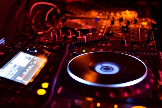 10 DJs de diferentes estilos indicam novos selos