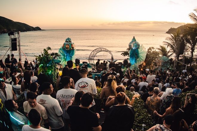 O ano novo nasce no mar de Búzios: por dentro da experiência Aurora Réveillon 2026 do Silk Beach Club