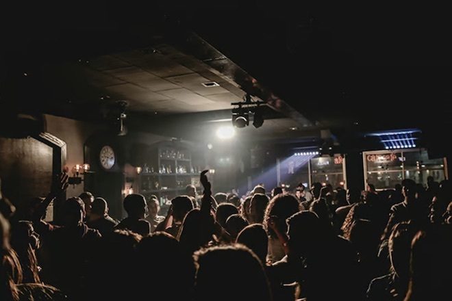 Estudo revela queda de 84% no número de clubes noturnos na Irlanda desde o ano 2000